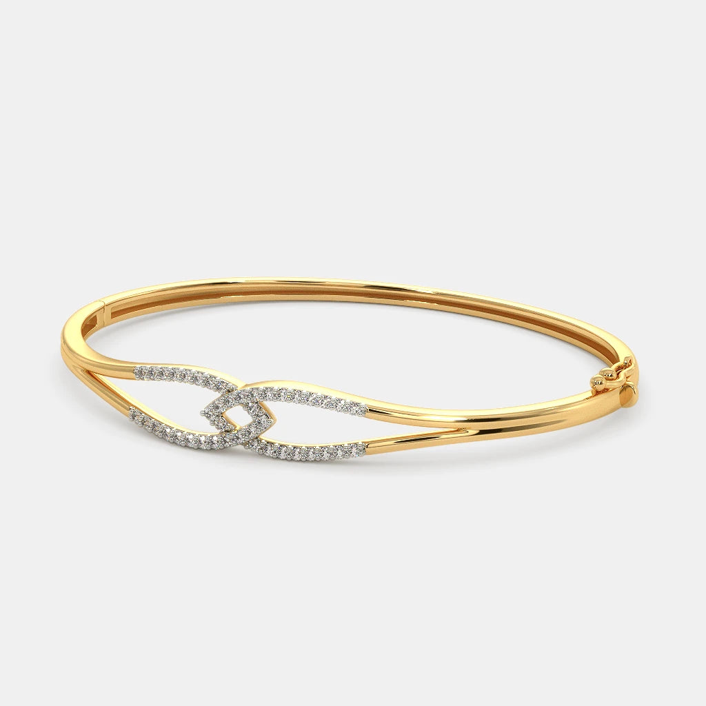 Brilliant Diamond Essence Bangle