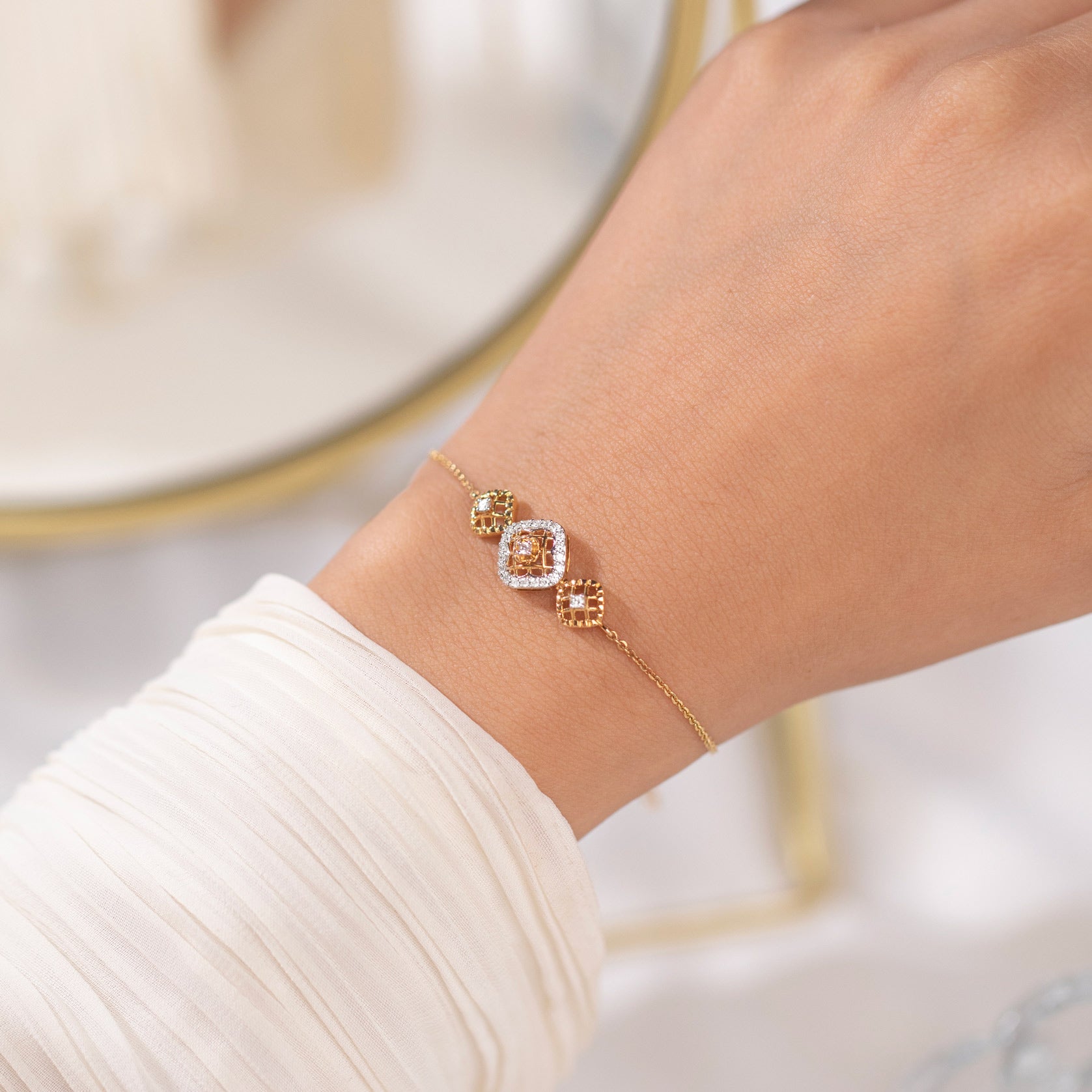 Brilliant Bloom Diamond Bracelet
