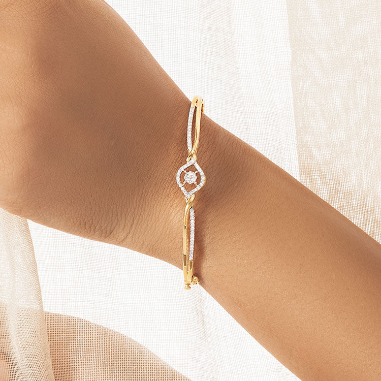 Brilliance in Bloom Diamond Bracelet