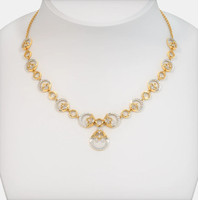 Elegance Redefined: Captivating Diamond Necklace