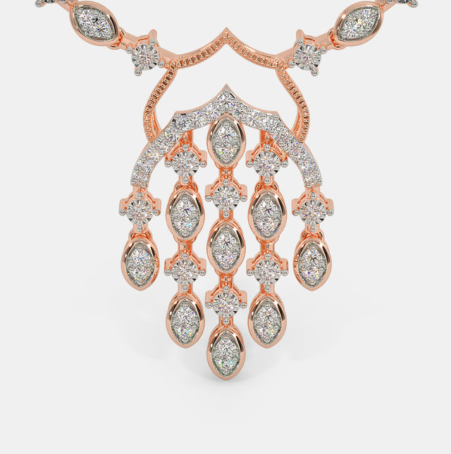 Luxe Radiance: Exquisite Diamond Necklace