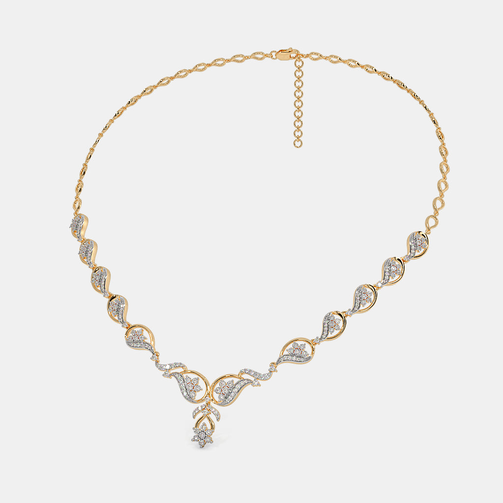 Glamorous Shine: Luxurious Diamond Necklace