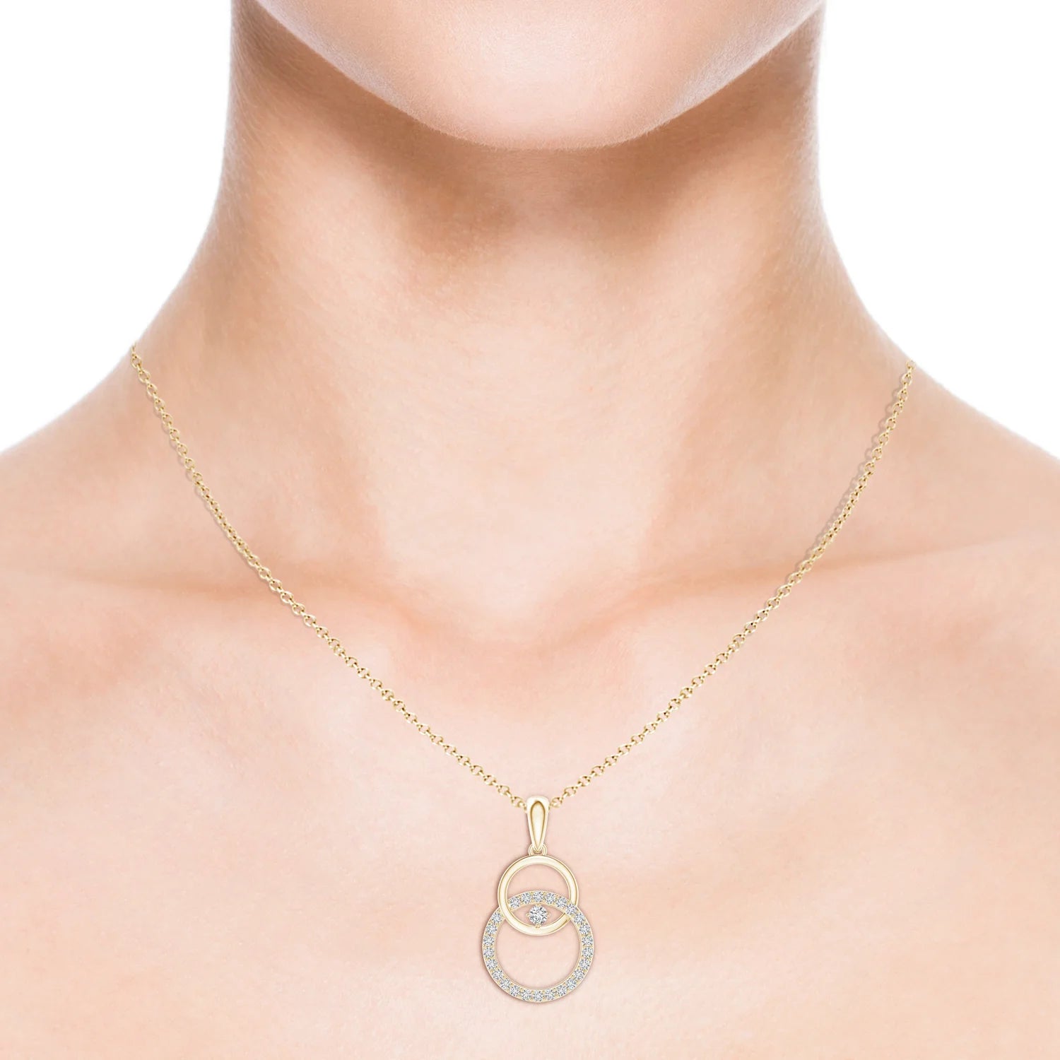 Interlocking Circle Diamond Pendant